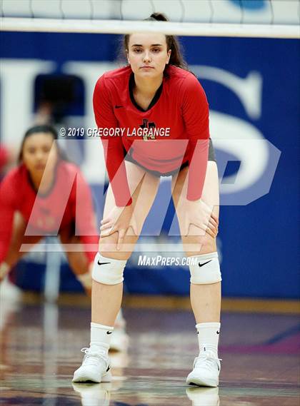 Thumbnail 3 in Liberty vs Grapevine photogallery.
