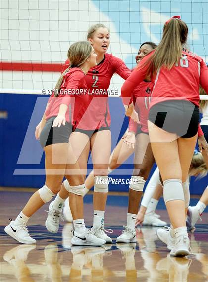 Thumbnail 1 in Liberty vs Grapevine photogallery.
