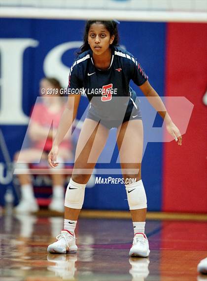 Thumbnail 3 in Liberty vs Grapevine photogallery.