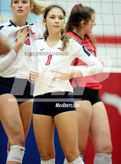 Thumbnail 3 in Liberty vs Grapevine photogallery.