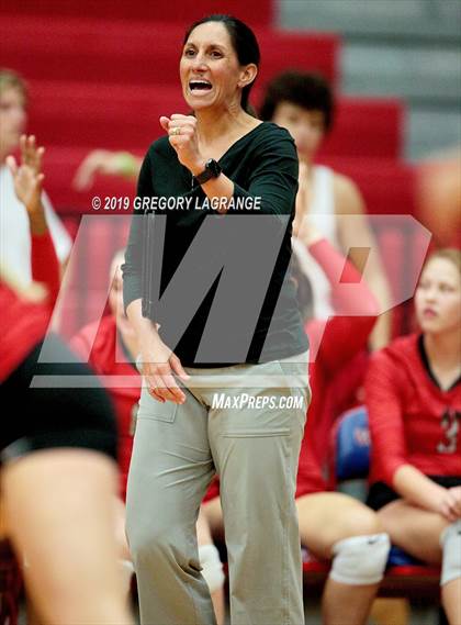 Thumbnail 3 in Liberty vs Grapevine photogallery.