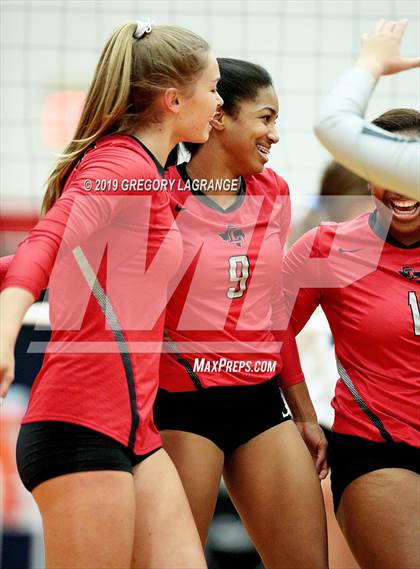 Thumbnail 2 in Liberty vs Grapevine photogallery.
