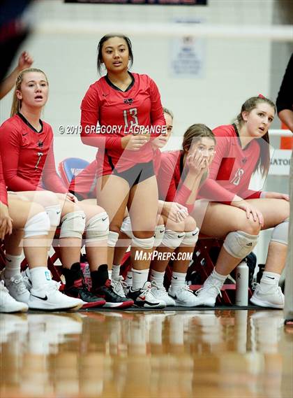 Thumbnail 2 in Liberty vs Grapevine photogallery.