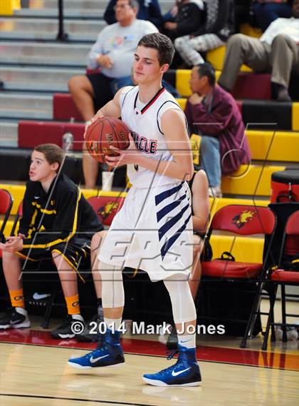 Thumbnail 1 in Pinnacle vs. Gilbert (Hoophall West Tournament) photogallery.