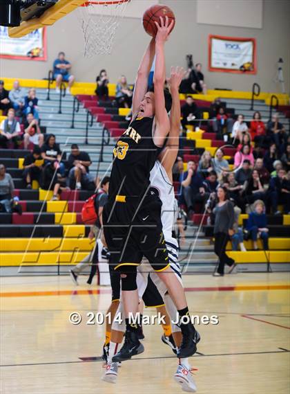 Thumbnail 1 in Pinnacle vs. Gilbert (Hoophall West Tournament) photogallery.
