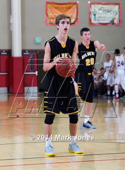 Thumbnail 2 in Pinnacle vs. Gilbert (Hoophall West Tournament) photogallery.