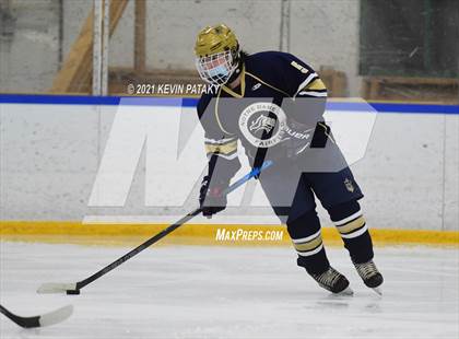 Thumbnail 3 in Notre Dame Catholic @ Xavier photogallery.