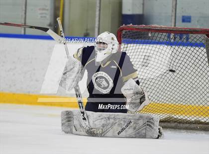 Thumbnail 2 in Notre Dame Catholic @ Xavier photogallery.