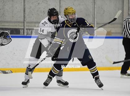 Thumbnail 3 in Notre Dame Catholic @ Xavier photogallery.