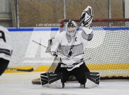 Thumbnail 3 in Notre Dame Catholic @ Xavier photogallery.