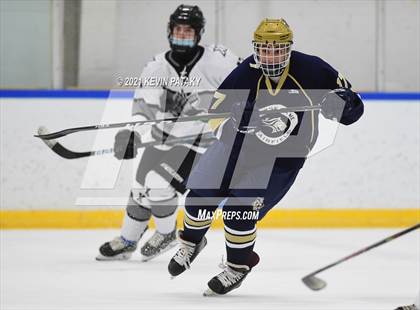 Thumbnail 3 in Notre Dame Catholic @ Xavier photogallery.