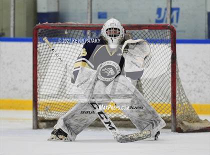 Thumbnail 3 in Notre Dame Catholic @ Xavier photogallery.