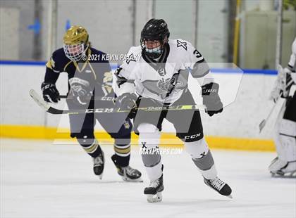 Thumbnail 1 in Notre Dame Catholic @ Xavier photogallery.