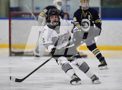 Thumbnail 1 in Notre Dame Catholic @ Xavier photogallery.