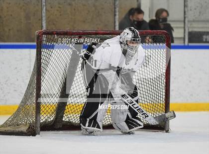 Thumbnail 3 in Notre Dame Catholic @ Xavier photogallery.