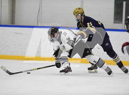 Thumbnail 3 in Notre Dame Catholic @ Xavier photogallery.