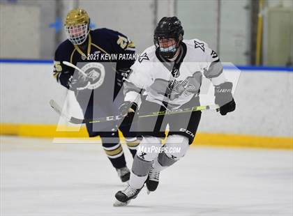 Thumbnail 1 in Notre Dame Catholic @ Xavier photogallery.