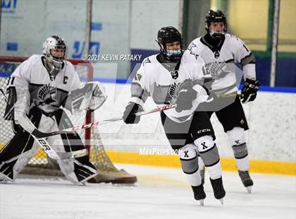 Thumbnail 3 in Notre Dame Catholic @ Xavier photogallery.