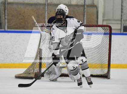 Thumbnail 1 in Notre Dame Catholic @ Xavier photogallery.