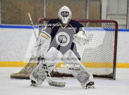 Thumbnail 1 in Notre Dame Catholic @ Xavier photogallery.