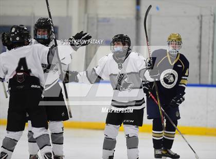 Thumbnail 3 in Notre Dame Catholic @ Xavier photogallery.
