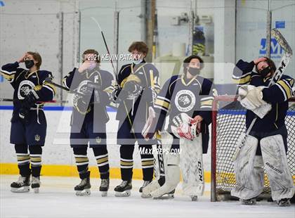 Thumbnail 2 in Notre Dame Catholic @ Xavier photogallery.