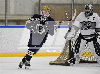 Thumbnail 1 in Notre Dame Catholic @ Xavier photogallery.