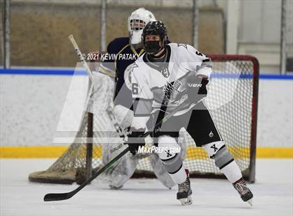 Thumbnail 3 in Notre Dame Catholic @ Xavier photogallery.