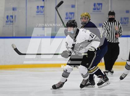 Thumbnail 3 in Notre Dame Catholic @ Xavier photogallery.