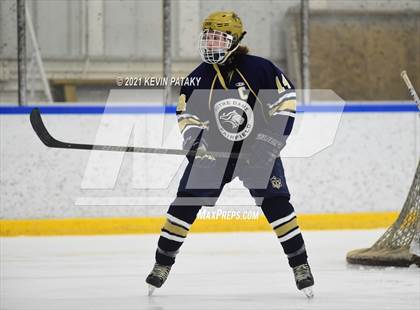 Thumbnail 3 in Notre Dame Catholic @ Xavier photogallery.