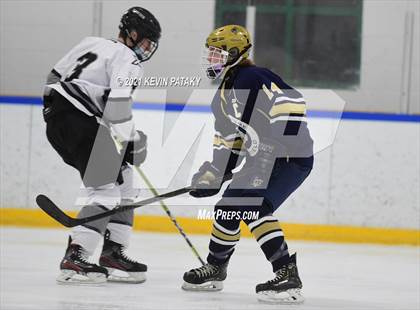 Thumbnail 3 in Notre Dame Catholic @ Xavier photogallery.