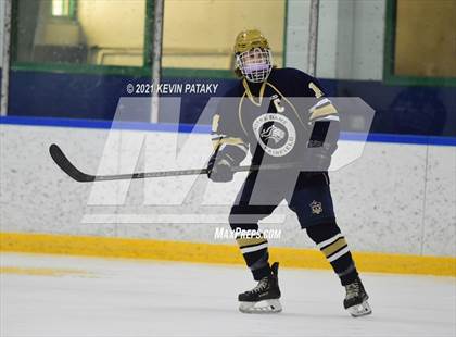 Thumbnail 1 in Notre Dame Catholic @ Xavier photogallery.