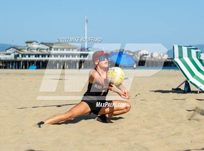 Thumbnail 1 in Rio Mesa @ Santa Barbara photogallery.