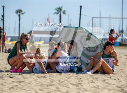 Thumbnail 1 in Rio Mesa @ Santa Barbara photogallery.