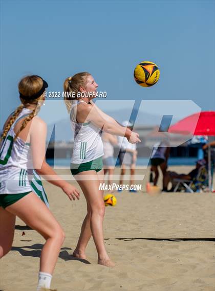 Thumbnail 1 in Rio Mesa @ Santa Barbara photogallery.