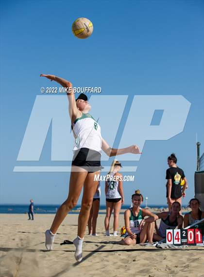 Thumbnail 1 in Rio Mesa @ Santa Barbara photogallery.