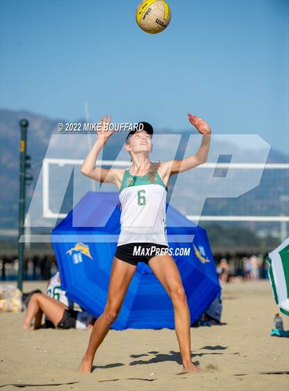 Thumbnail 3 in Rio Mesa @ Santa Barbara photogallery.