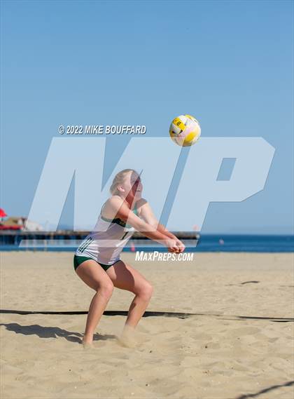 Thumbnail 1 in Rio Mesa @ Santa Barbara photogallery.