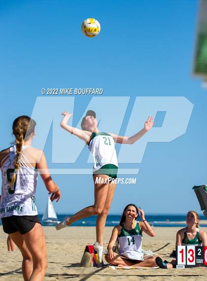 Thumbnail 2 in Rio Mesa @ Santa Barbara photogallery.
