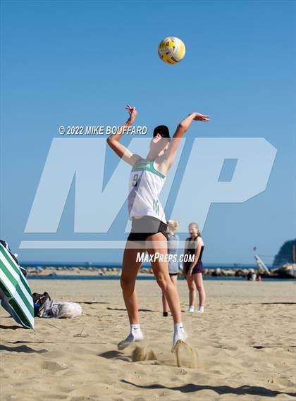 Thumbnail 2 in Rio Mesa @ Santa Barbara photogallery.