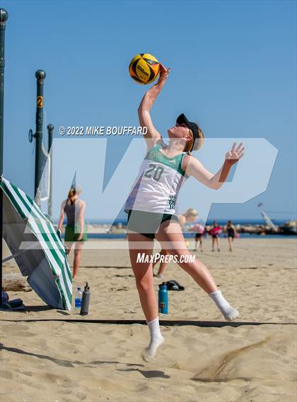 Thumbnail 2 in Rio Mesa @ Santa Barbara photogallery.