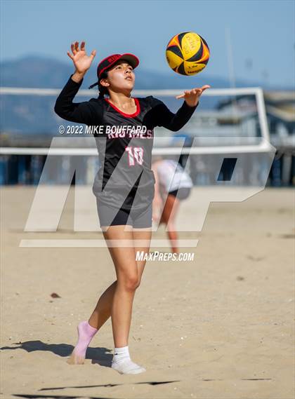 Thumbnail 3 in Rio Mesa @ Santa Barbara photogallery.