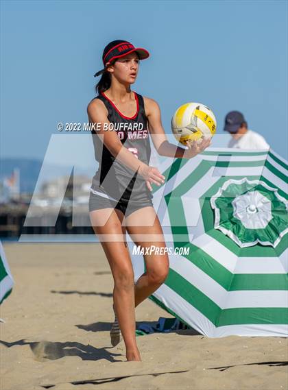 Thumbnail 3 in Rio Mesa @ Santa Barbara photogallery.