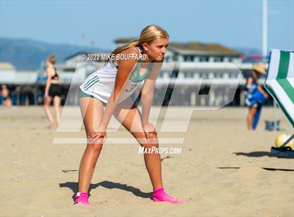 Thumbnail 2 in Rio Mesa @ Santa Barbara photogallery.