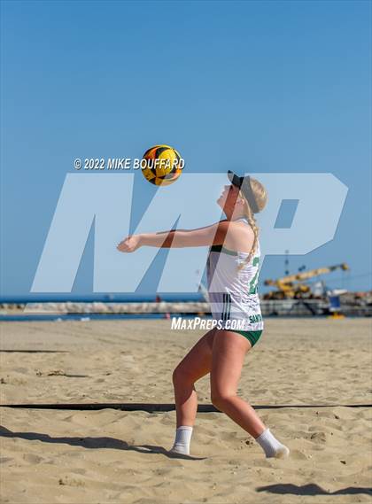 Thumbnail 2 in Rio Mesa @ Santa Barbara photogallery.