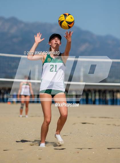 Thumbnail 3 in Rio Mesa @ Santa Barbara photogallery.