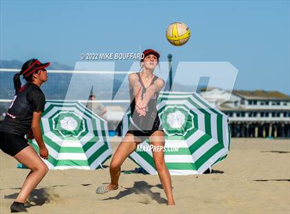 Thumbnail 2 in Rio Mesa @ Santa Barbara photogallery.