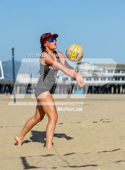 Thumbnail 2 in Rio Mesa @ Santa Barbara photogallery.