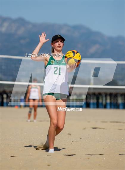Thumbnail 2 in Rio Mesa @ Santa Barbara photogallery.