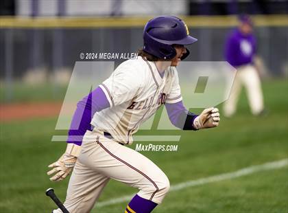 Thumbnail 1 in Edgewood @ Bellbrook photogallery.